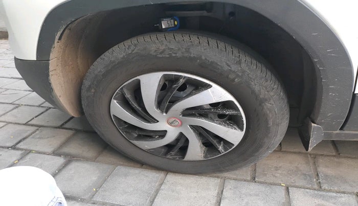 2024 Tata PUNCH ADVENTURE RHYTHM CNG MT, Petrol, Manual, 11,583 km, tyre