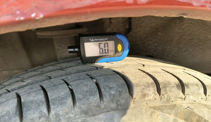 2018 Tata Tiago XZA PETROL, Petrol, Automatic, 93,176 km, tyre