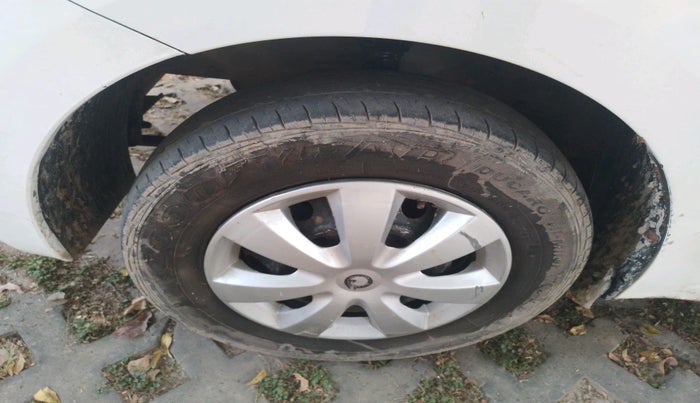 2015 Hyundai Eon D-LITE+, Petrol, Manual, 89,551 km, tyre