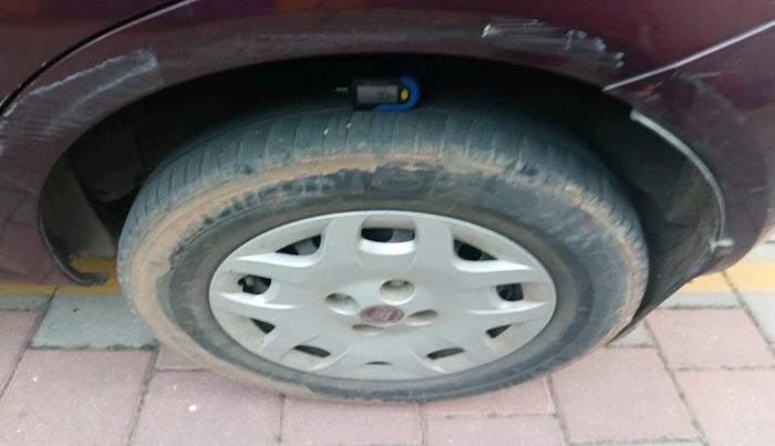 2011 Fiat Grand Punto ACTIVE 1.2, Petrol, Manual, 90,366 km, tyre