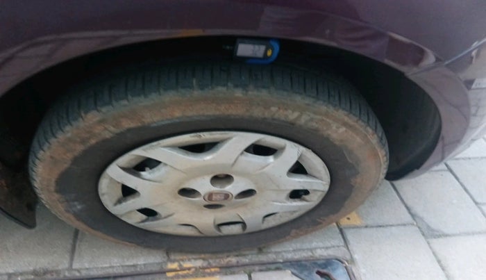 2011 Fiat Grand Punto ACTIVE 1.2, Petrol, Manual, 90,366 km, tyre