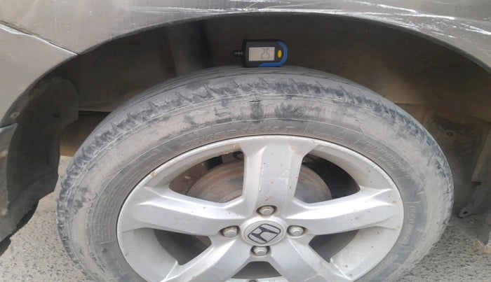 2011 Honda City 1.5L I-VTEC V MT, Petrol, Manual, 1,22,435 km, tyre