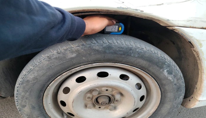 2013 Tata Indigo ECS LX TDI, Diesel, Manual, 1,40,743 km, tyre