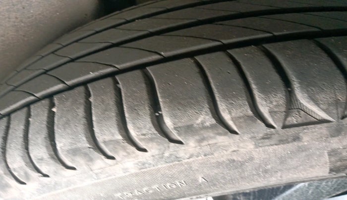 2022 Volkswagen TAIGUN TOPLINE 1.0 TSI AT, Petrol, Automatic, 87,602 km, tyre