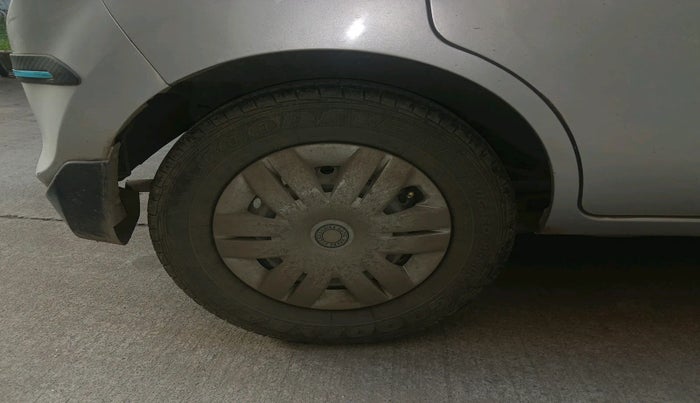 2013 Maruti Alto 800 LXI, Petrol, Manual, 36,011 km, tyre