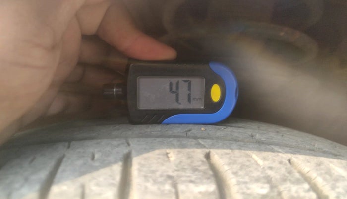 2011 Hyundai i20 MAGNA 1.2, Petrol, Manual, 63,161 km, tyre