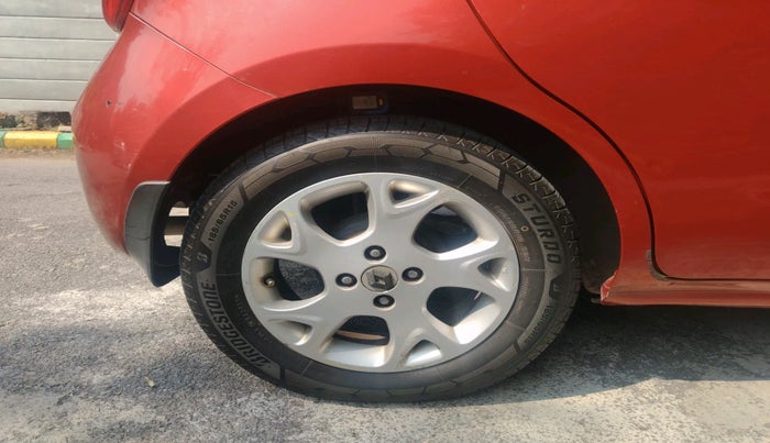 2012 Renault Pulse RXZ DIESEL, Diesel, Manual, 66,901 km, tyre