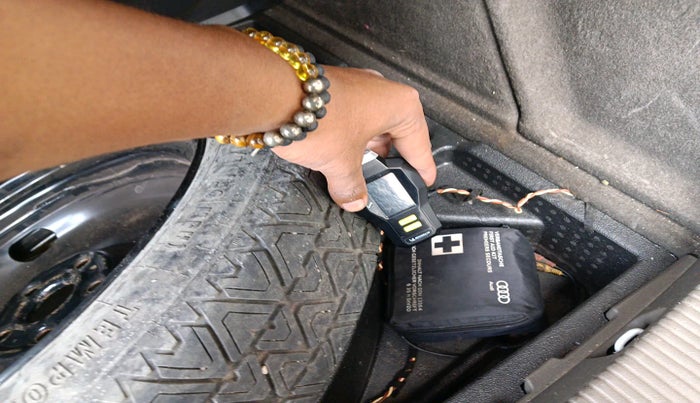 2014 Audi Q3 2.0 TDI PREMIUM PLUS, Diesel, Automatic, 97,669 km, tyre