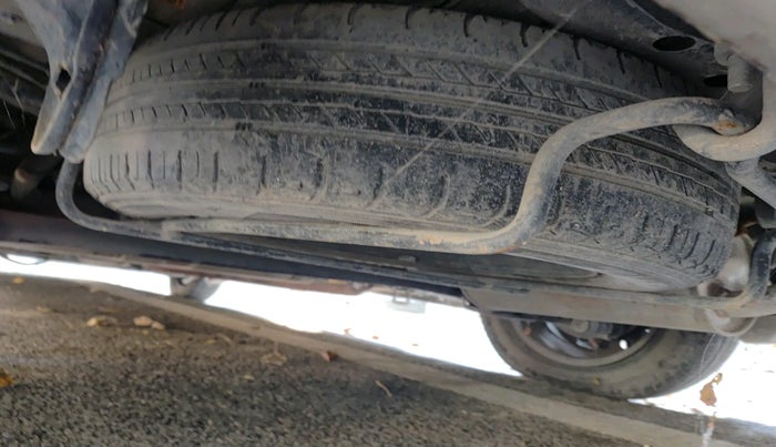 2017 Maruti Ertiga VXI CNG, Petrol, Manual, 72,293 km, tyre