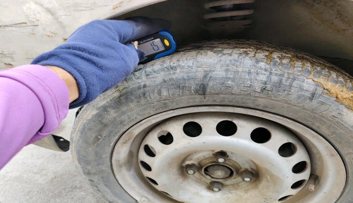 2011 Maruti Eeco 5 STR WITH A/C+HTR, Petrol, Manual, 1,87,134 km, tyre