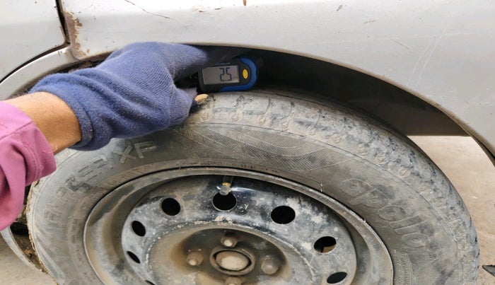 2011 Maruti Eeco 5 STR WITH A/C+HTR, Petrol, Manual, 1,87,134 km, tyre