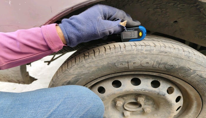 2011 Maruti Eeco 5 STR WITH A/C+HTR, Petrol, Manual, 1,87,134 km, tyre