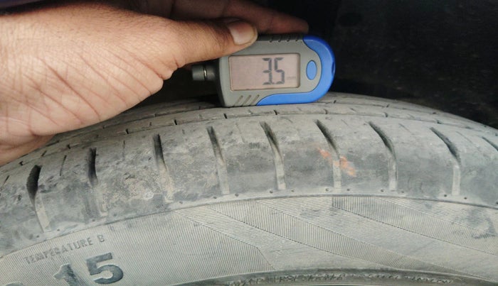 2020 Maruti Swift ZXI, Petrol, Manual, 45,968 km, tyre