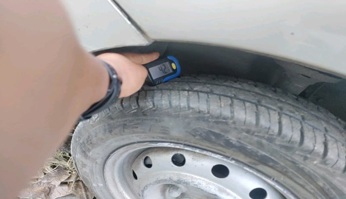 2011 Maruti Wagon R 1.0 LXI, Petrol, Manual, 1,63,659 km, tyre