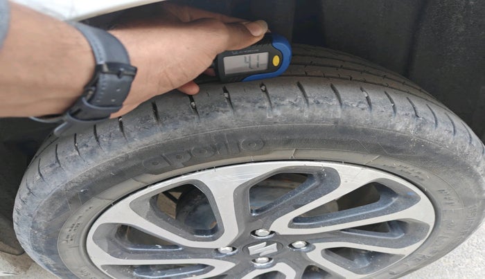 2023 Maruti Baleno ALPHA 1.2 AGS, Petrol, Automatic, 1,00,212 km, tyre