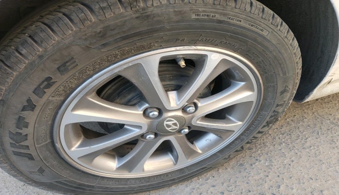 2016 Hyundai Grand i10 ASTA 1.2 KAPPA VTVT, Petrol, Manual, 85,514 km, tyre