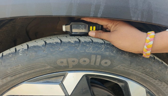 2023 Hyundai ALCAZAR PLATINUM 1.5 MT 7STR, Diesel, Manual, 23,527 km, tyre