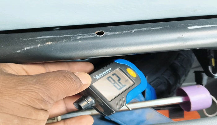 2014 Maruti Alto 800 LXI CNG, Petrol, Manual, 39,910 km, tyre