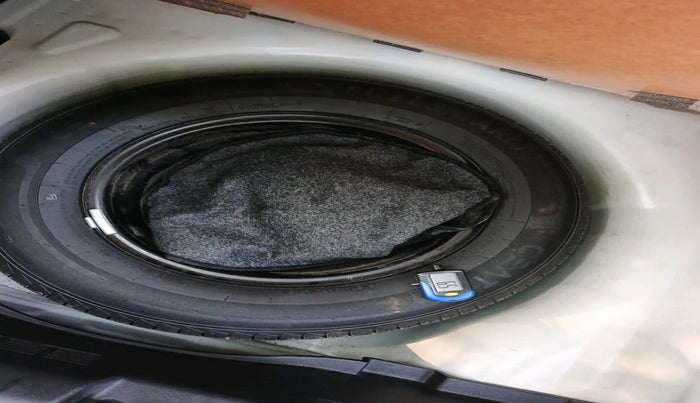 2022 Hyundai NEW I20 MAGNA 1.2 MT, Petrol, Manual, 11,139 km, tyre