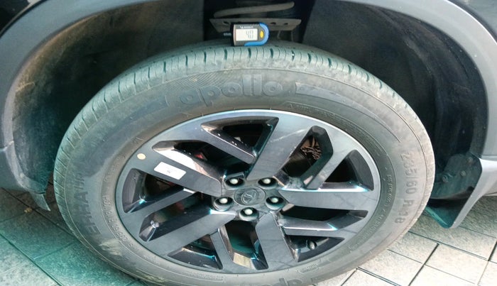 2023 Tata Harrier XZ PLUS RED DARK EDITION, Diesel, Manual, 17,755 km, tyre