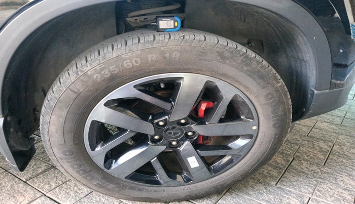 2023 Tata Harrier XZ PLUS RED DARK EDITION, Diesel, Manual, 17,755 km, tyre