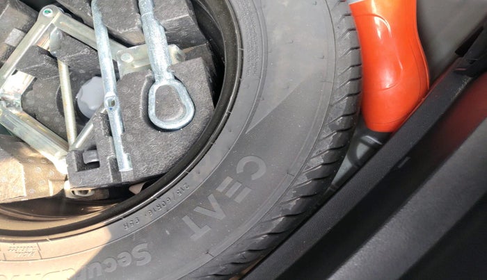 2024 MG ASTOR Sharp Pro 1.5 CVT (Ivory), Petrol, Automatic, 11,758 km, tyre