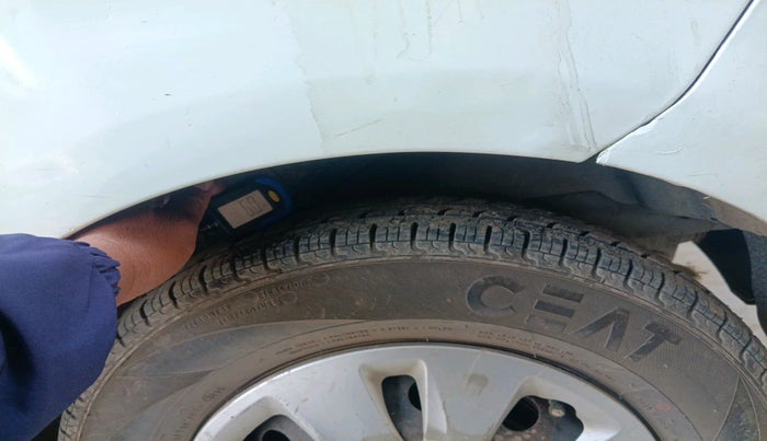 2012 Hyundai i10 SPORTZ 1.2, Petrol, Manual, 1,04,163 km, tyre