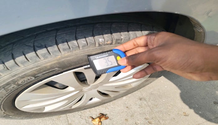 2013 Maruti Ertiga VDI, Diesel, Manual, 1,20,765 km, tyre