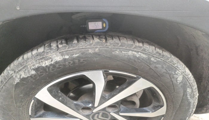 2023 CITROEN C3 SHINE 1.2, Petrol, Manual, 22,981 km, tyre