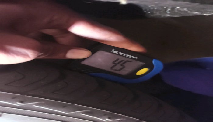 2012 Maruti Wagon R 1.0 VXI, Petrol, Manual, 42,232 km, tyre