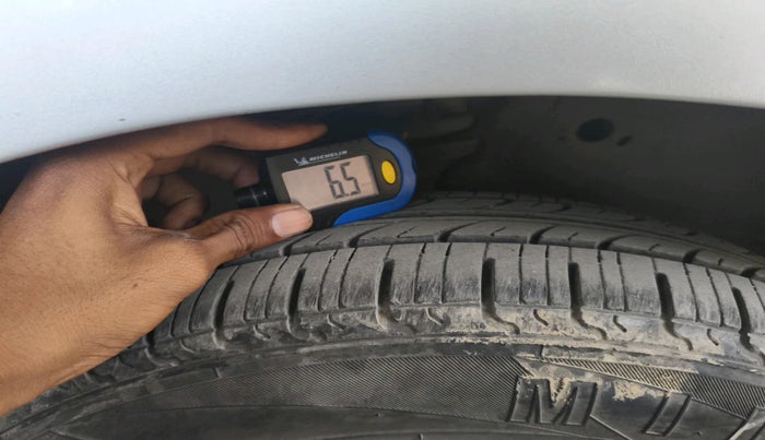 2012 Maruti Wagon R 1.0 VXI, Petrol, Manual, 42,232 km, tyre