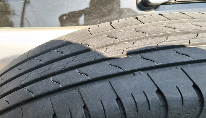 2015 Ford Ecosport TREND 1.5L DIESEL, Diesel, Manual, 98,752 km, tyre