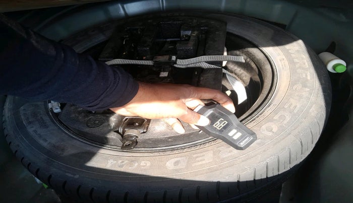 2023 Skoda SLAVIA STYLE 1.0L TSI AT, Petrol, Automatic, 38,314 km, tyre