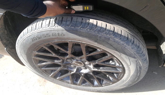 2023 Skoda SLAVIA STYLE 1.0L TSI AT, Petrol, Automatic, 38,314 km, tyre