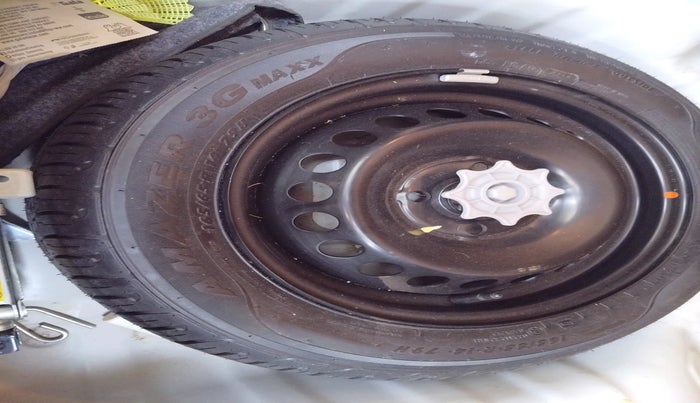 2014 Hyundai Grand i10 ASTA 1.2 KAPPA VTVT, Petrol, Manual, 81,141 km, tyre