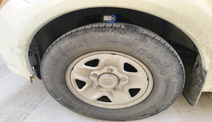 2011 Tata Aria PURE 4X2, Diesel, Manual, 1,03,724 km, tyre