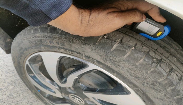 2020 Toyota Glanza G, Petrol, Manual, 50,836 km, tyre