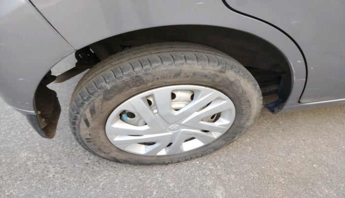 2014 Maruti Wagon R 1.0 LXI CNG, Petrol, Manual, 98,317 km, tyre