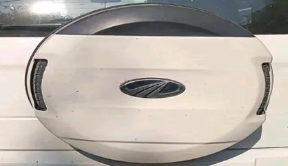 2016 Mahindra TUV300 T8, Diesel, Manual, 83,697 km, tyre