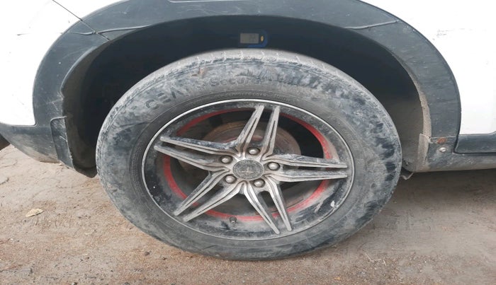 2021 Hyundai VENUE SX 1.0 TURBO, Petrol, Manual, 57,214 km, tyre