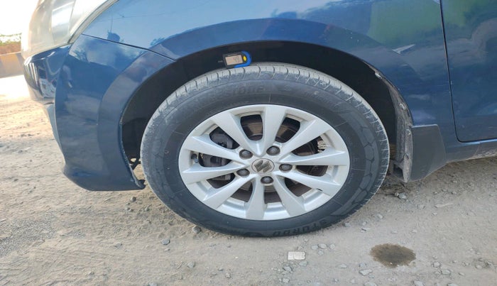 2014 Maruti Ertiga VXI CNG, Petrol, Manual, 1,09,018 km, tyre