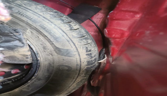 2020 Renault Kwid RXT 1.0 AMT (O), Petrol, Automatic, 40,228 km, tyre