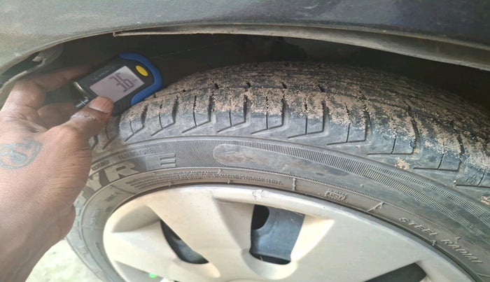 2016 Maruti Alto K10 VXI, Petrol, Manual, 76,244 km, tyre