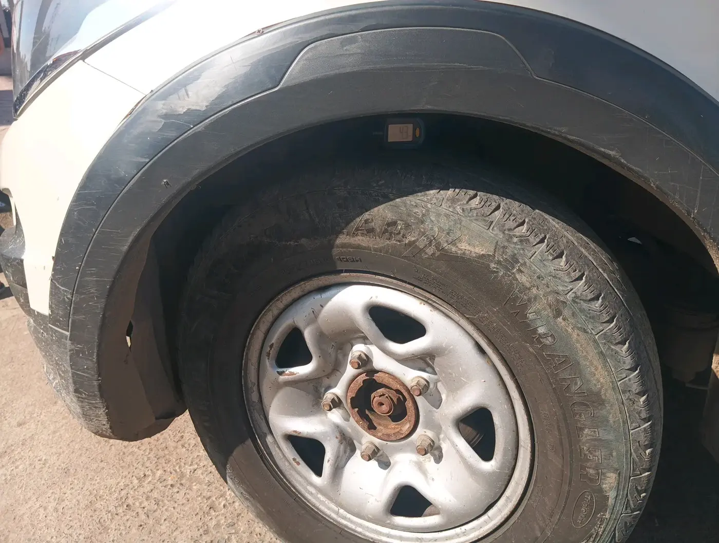 2018 Tata Hexa XE 4X2 7 STR, Diesel, Manual, 1,07,028 km, tyre