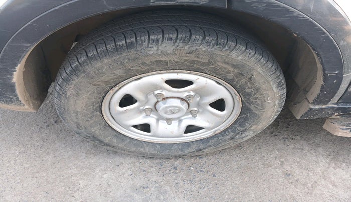 2018 Tata Hexa XE 4X2 7 STR, Diesel, Manual, 1,07,028 km, tyre