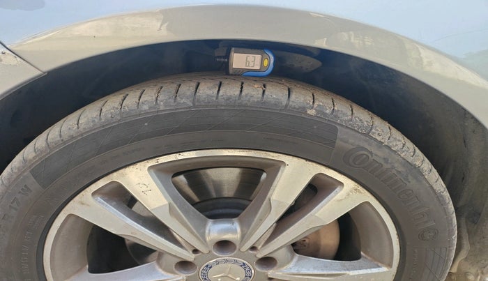 2015 Mercedes Benz E Class E 250 CDI AVANTGARDE, Diesel, Automatic, 47,605 km, tyre