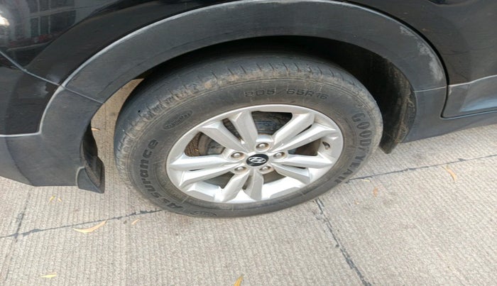 2016 Hyundai Creta SX PLUS 1.6 PETROL, Petrol, Manual, 1,19,615 km, tyre