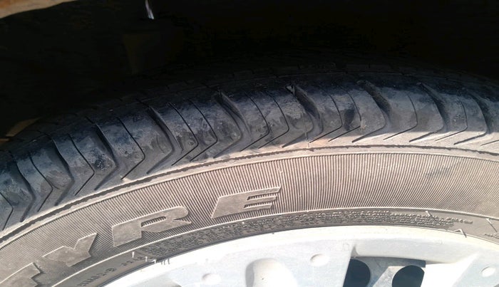 2017 Honda Amaze 1.2L I-VTEC S, Petrol, Manual, 93,013 km, tyre