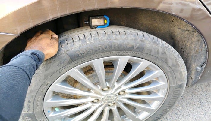 2015 Maruti Ciaz ZDI+, Diesel, Manual, 98,565 km, tyre