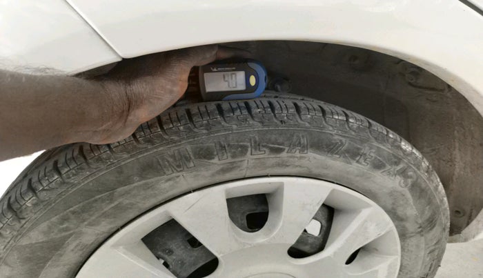 2010 Chevrolet Spark LS 1.0, Petrol, Manual, 43,853 km, tyre